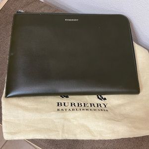 burberry document holder